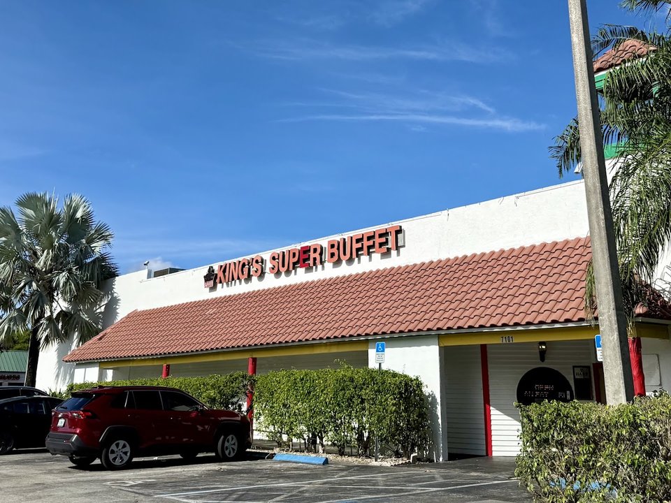 Front view of a large Chinese buffet restaurant.